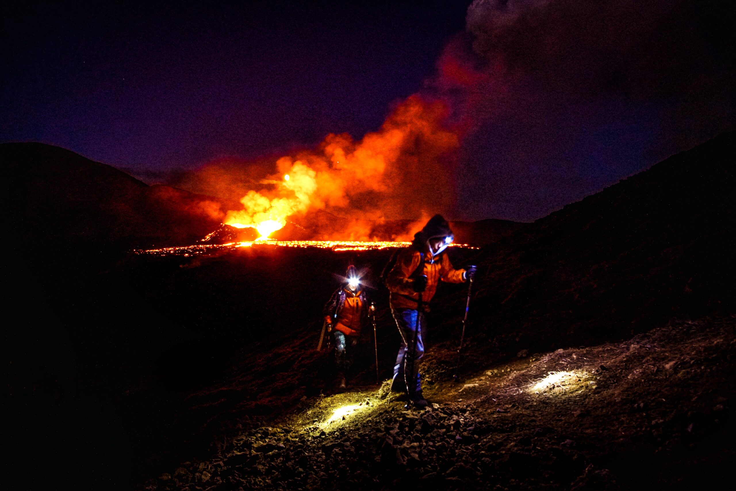 Christophs Lieblingsbild. Zwei Vulkantouristen machen sich auf den Rückweg.
